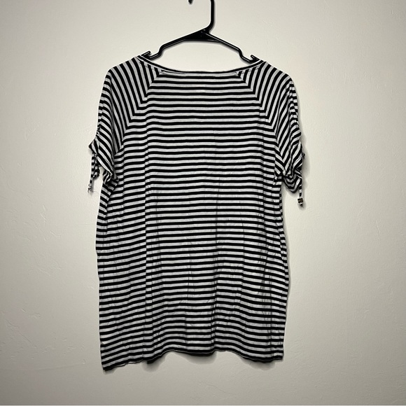 Michael Kors Size Large Women's Striped Short Tie Sleeves Tee T Shirt Pre-owned - Picture 9 of 11